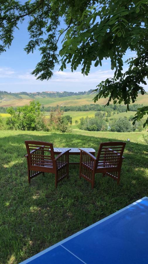 Podere I Sorbi, Spacious Tuscan Villa, Lajatico, Nr Pisa Vakantiehuis